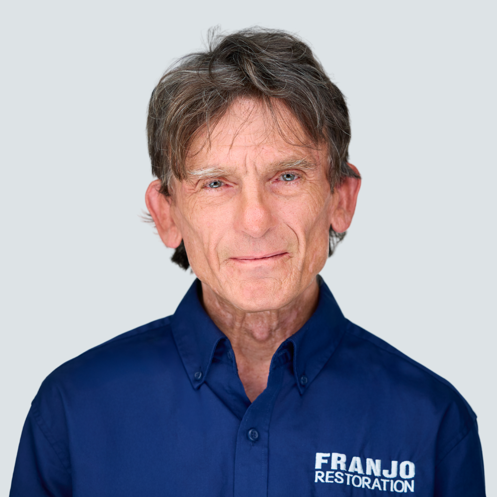 Dan Olson 1600x1600px